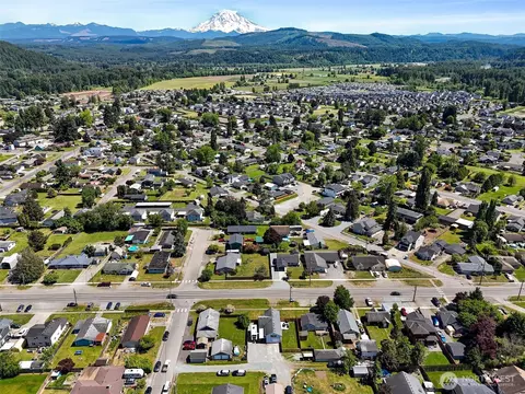 View/Area - 405 Calistoga St W, Orting, WA 98360 photo 2 of 2