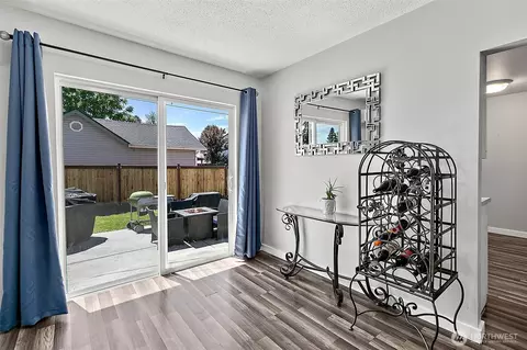 Dining - 405 Calistoga St W, Orting, WA 98360 photo 1 of 1