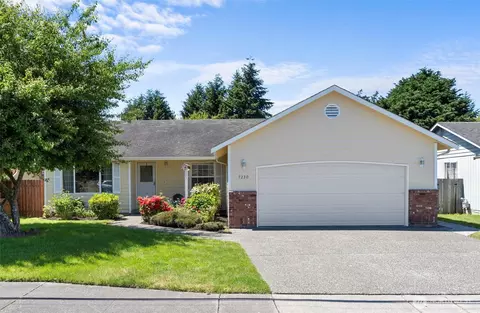 7230 64th Ave NE, Marysville, WA 98270