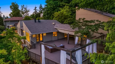 14318 SE 49th St, Bellevue, WA 98006