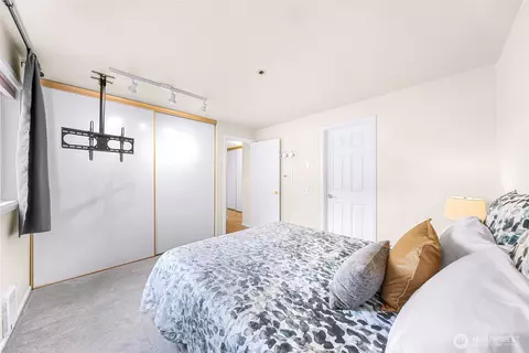 Bedroom - 2619 Rucker Ave #4, Everett, WA 98201 photo 2 of 4