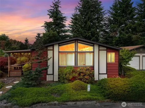 12301 125th St E #103, Puyallup, WA 98374