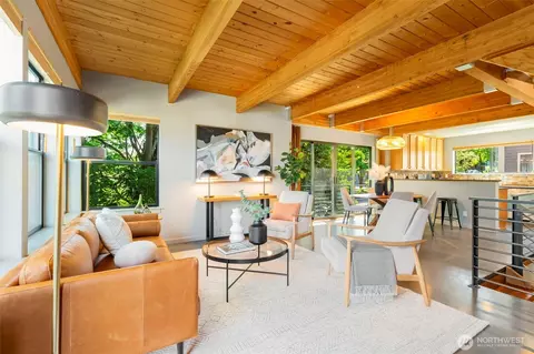 1818 E Pike St, Seattle, WA 98122 photo 8
