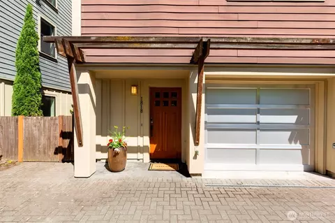 1818 E Pike St, Seattle, WA 98122 photo 5