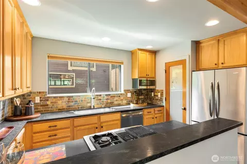 1818 E Pike St, Seattle, WA 98122 photo 13