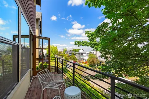 1818 E Pike St, Seattle, WA 98122 photo 15