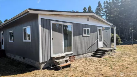 Exterior - 1506 164th Pl, Long Beach, WA 98631 photo 1 of 2