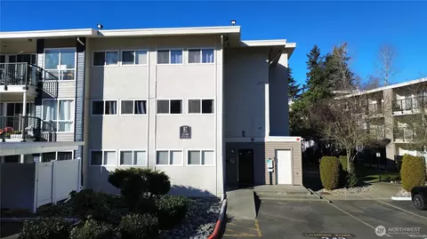 12700 NE 8th St #E203, Bellevue, WA 98005