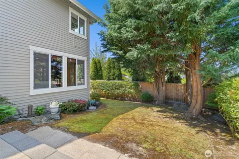 Exterior - 4111 221st Pl SE, Bothell, WA 98021 photo 7 of 7