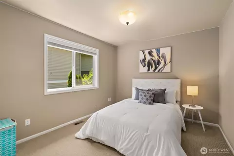 Bedroom - 4111 221st Pl SE, Bothell, WA 98021 photo 2 of 3