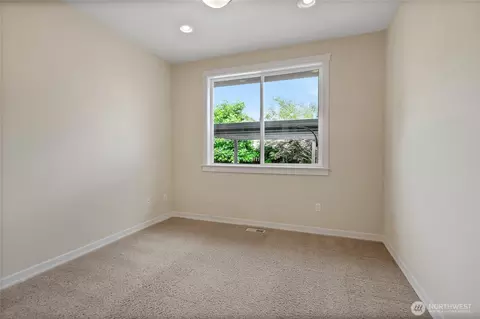 Bedroom - 6103 153rd Ave E, Sumner, WA 98390 photo 1 of 5