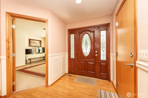 Entry Way - 220 Amethyst Dr, Sequim, WA 98382 photo 2 of 3