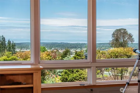 View/Area - 220 Amethyst Dr, Sequim, WA 98382 photo 3 of 4