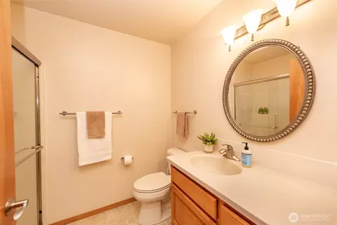 Bath - 220 Amethyst Dr, Sequim, WA 98382 photo 4 of 5
