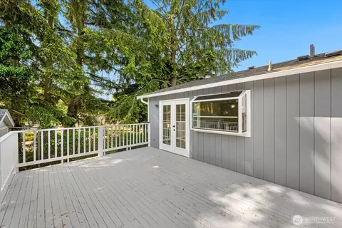 Exterior - 16931 20th Dr SE, Bothell, WA 98012 photo 2 of 7