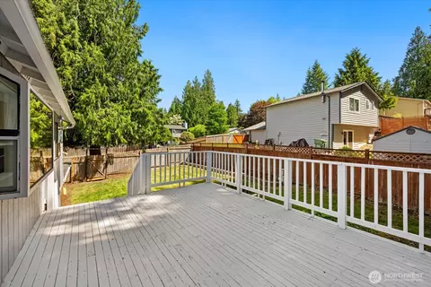 Exterior - 16931 20th Dr SE, Bothell, WA 98012 photo 3 of 7
