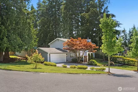 Exterior - 16931 20th Dr SE, Bothell, WA 98012 photo 6 of 7