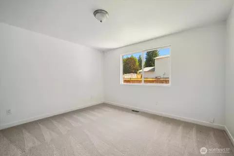 Bedroom - 16931 20th Dr SE, Bothell, WA 98012 photo 1 of 5