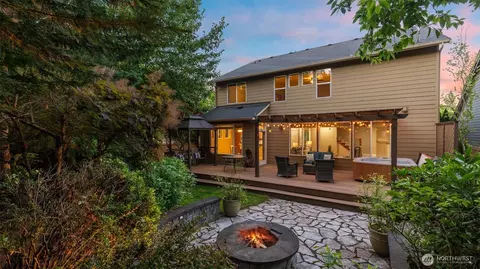Exterior - 15918 35th Dr SE, Bothell, WA 98012 photo 11 of 11