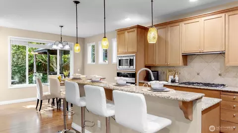 Kitchen - 15918 35th Dr SE, Bothell, WA 98012 photo 5 of 5