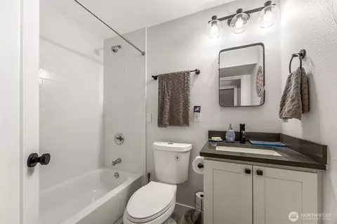 Bath - 24028 6th Pl W, Bothell, WA 98021 photo 3 of 4