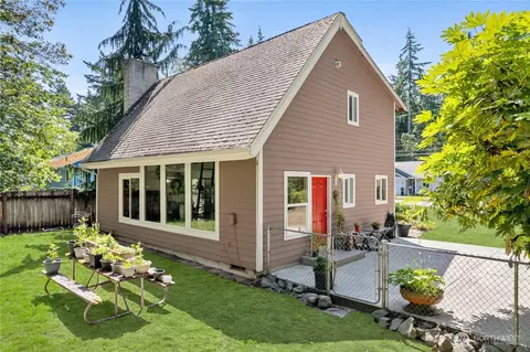 19109 17th St SW, Lakebay, WA 98349