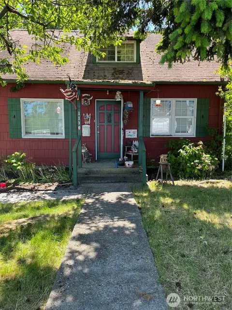 1130 E 64th St, Tacoma, WA 98404