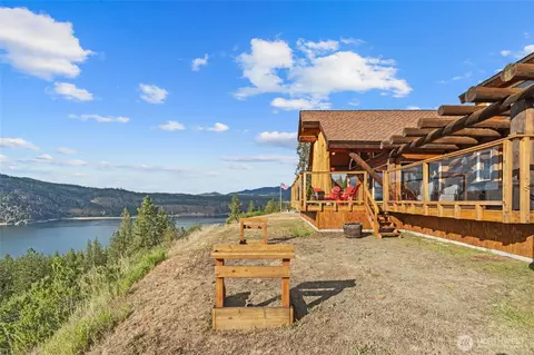 33905 Winterwood Ln NE, Davenport, WA 99122