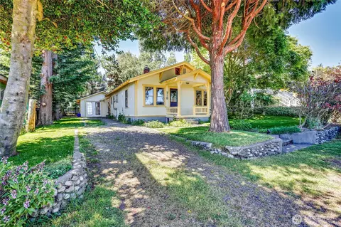 715 Grant St, Port Townsend, WA 98368