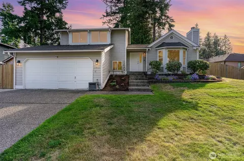 17913 158th Pl SE, Renton, WA 98058