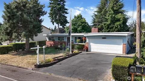 24815 42nd Ave S, Kent, WA 98032