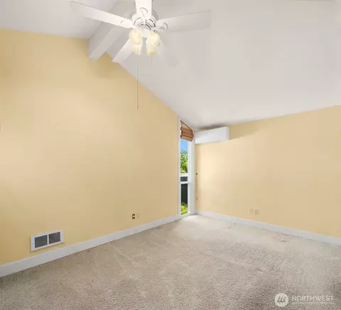 1921 37th Pl E, Seattle, WA 98112 photo 18