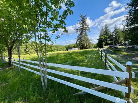 Exterior - 41 E Agate Loop Rd, Shelton, WA 98584 photo 15 of 16
