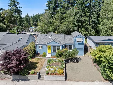 121 Dora Ave, Bremerton, WA 98312