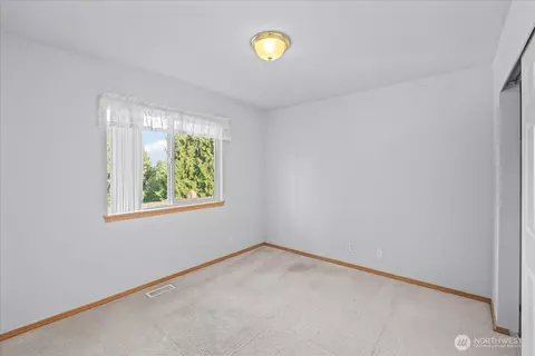 Bedroom - 102 167th St SW, Bothell, WA 98012 photo 4 of 7