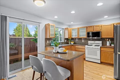 Kitchen - 102 167th St SW, Bothell, WA 98012 photo 1 of 6