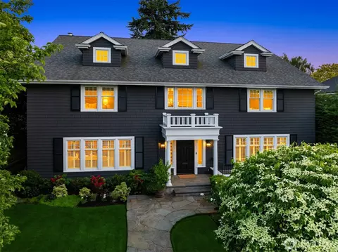 1325 Broadmoor Dr E, Seattle, WA 98112