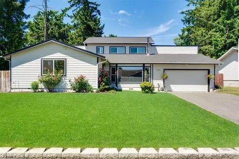 8048 S Ainsworth Ave, Tacoma, WA 98408