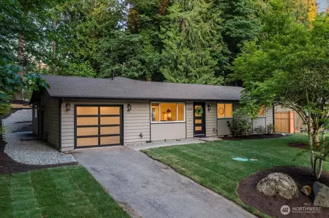 9220 211th Pl NE, Redmond, WA 98053