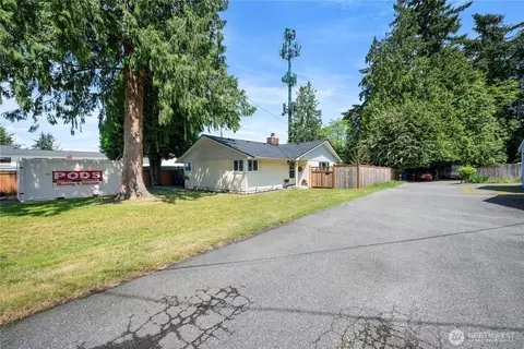 Exterior - 6901 Columbia Ct, Everett, WA 98203 photo 3 of 9