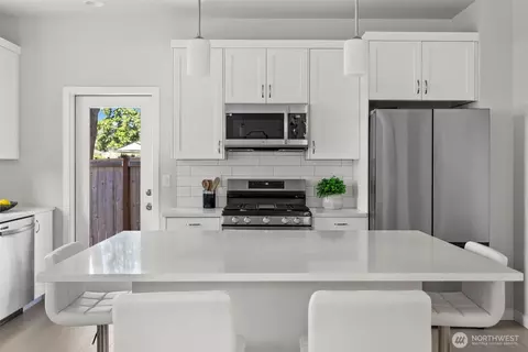 Kitchen - 16152 8th Ave E, Spanaway, WA 98387 photo 1 of 6