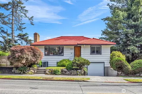 4619 SW Genesee St, Seattle, WA 98116