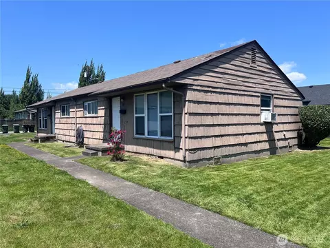 211 Cypress St, Longview, WA 98632