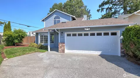 3425 151st Pl SW, Lynnwood, WA 98087