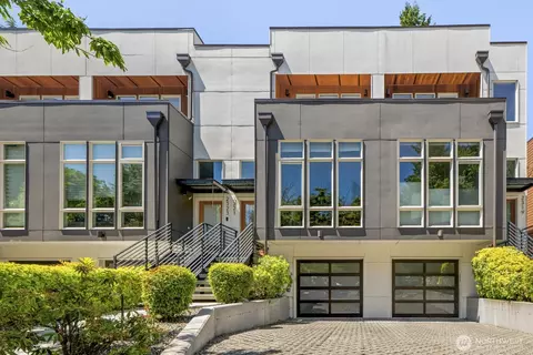 2321 48th Ave SW, Seattle, WA 98116