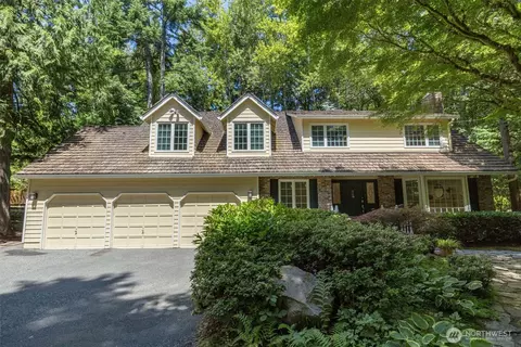 11750 NE 36th Pl, Bellevue, WA 98005