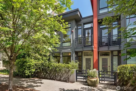 1822 11th Ave #C, Seattle, WA 98122