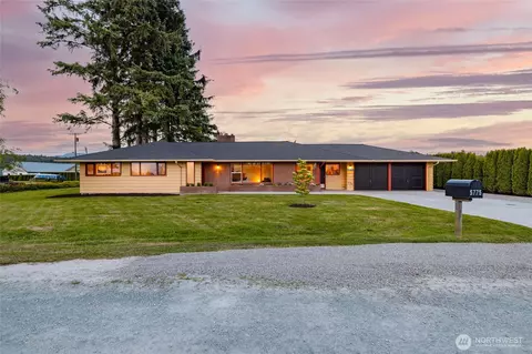 5775 Capricorn Ln, Bow, WA 98232