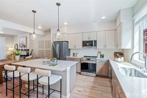 Kitchen - 1322 194th St SE #H6, Bothell, WA 98012 photo 2 of 2