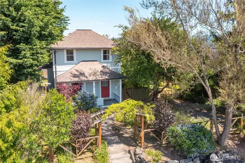 2526 Moore St, Bellingham, WA 98226